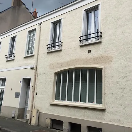 Quernon Xxl Angers
